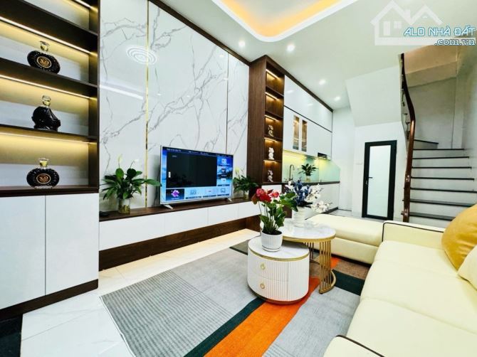 Bán Nhà Phố Ngã Tư Sở, Thanh Xuân, 30m2, 5 Tầng, Giá 4.79 Tỷ - 2