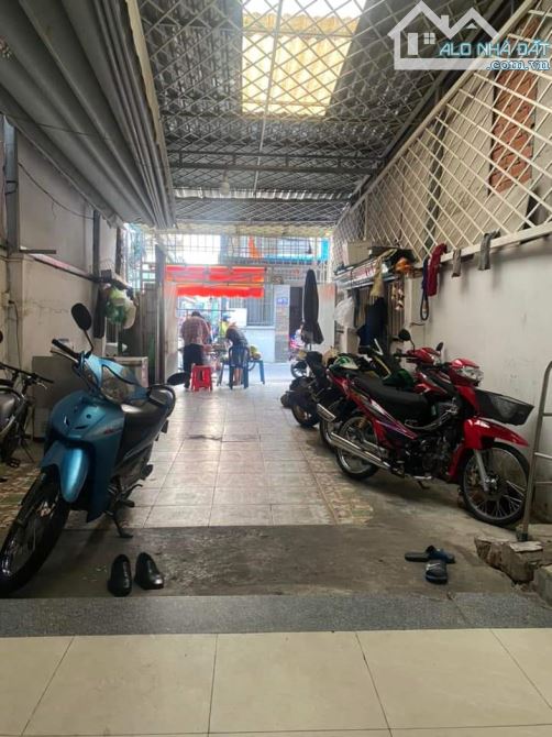 Hiếm, Nhà MT Lâm Văn Bền 4mx18m, Chỉ 13 Tỷ 5, P Tân Quy, Quận 7 - 2