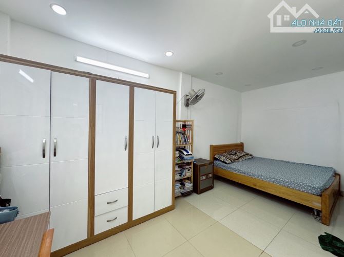 MẶT TIỀN HẺM NHỰA 10M KINH DOANH ĐỈNH - KHU VIP QUÂN ĐỘI CỘNG HOÀ - NGAY ETOWN - 6