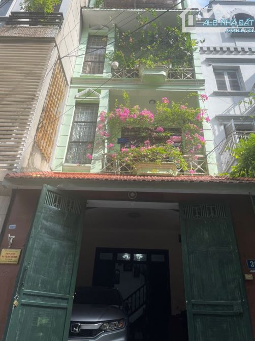 Bán nhà 80m2*4T Tân Mai, ngõ ô tô tránh mà giá chưa tới 200 triệu/m2