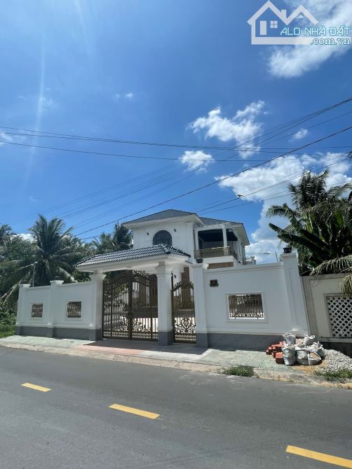 🏡 Ông Chú cần bán :  🌴Biệt thự số 62 đường Ngô Quốc Trị P1, TPTV ( Đi từ Phạm Ngủ Lão nằ - 1