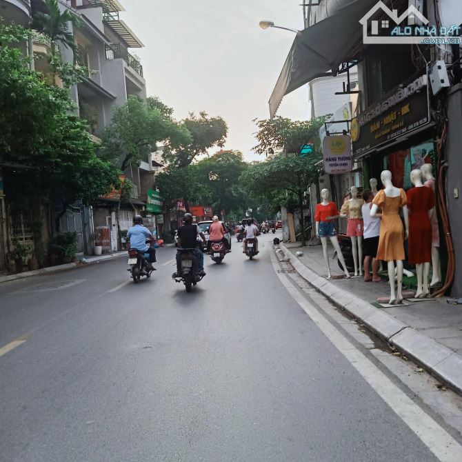 🇻🇳 TỪ HOA - BÁN ĐẤT TẶNG NHÀ 5 TẦNG CŨ - Ô TÔ TRÁNH MT 18M VIEW TRƯỚC HỒ FULL THỔ CƯ 3 C - 2