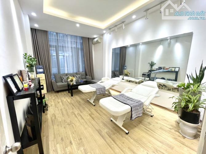 Nhà Phố Vip Thái Hà-Phân lô đẹp-Ô tô tải tận cửa-Kinh doanh_42m2, 4 tầng_11.5 tỷ - 2