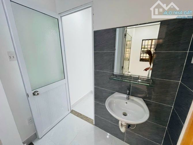 Nhà 1trệt 1lầu hẻm LÊ HỒNG PHONG P-3 TP-Vũng Tàu dt 25m2 giá 2tỷ 050 sổ hồng riêng ngân hà - 6