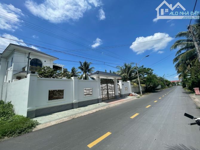 🏡 Ông Chú cần bán :  🌴Biệt thự số 62 đường Ngô Quốc Trị P1, TPTV ( Đi từ Phạm Ngủ Lão nằ - 7