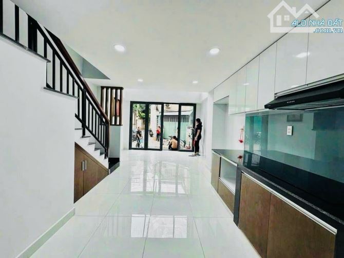 🏡 HẼM XE HƠI 4 TẦNG NGUYỄN XÍ - BÌNH THẠNH  - CHỈ HƠN 6 TỶ XÍU!