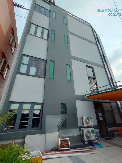 Nhà Bán Đường Ao Đôi Quận Bình Tân,DT:12x34m.Giá 13,5 Tỷ