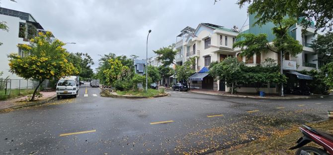 "Bán đất khu đô thị Hà Quang 2. Vài lô vị trí góc đẹp và đối diện công viên.  Số 1: Lô liề - 1