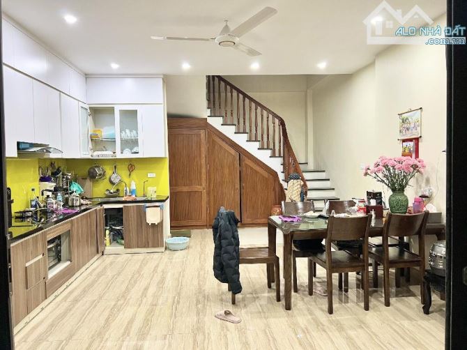 (HIẾM) MUA 1 ĐƯỢC 2 NHÀ KHU PHÂN LÔ QUÂN ĐỘI-THANH XUÂN, DT 80M2, MT 6.7M, GIÁ CHÀO 16 TỶ, - 1