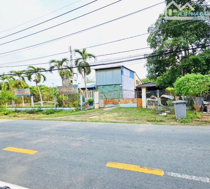 chủ gửi bán đất 1.462m2 có sẵn 200m2 thổ cư mặt tiền đường lớn Nhuận Đức. xã Nhuận Đức - 1