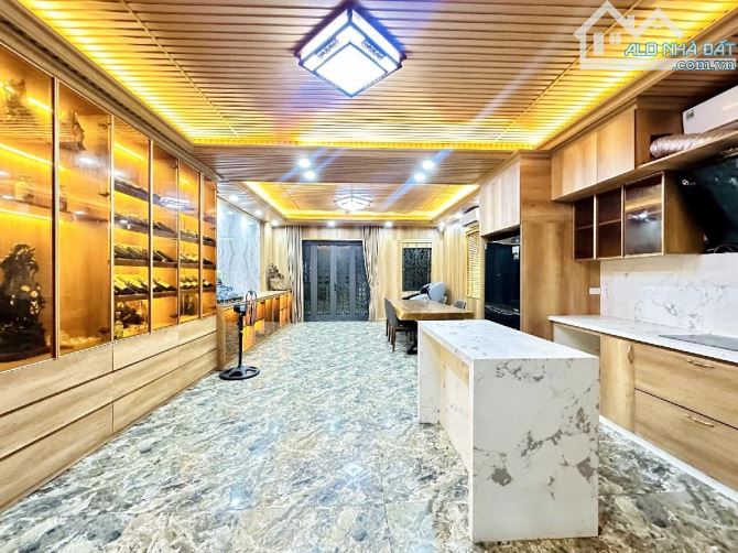 BÁN GẤP, P/LÔ GIẢI PHÓNG, Ô TÔ VỈA HÈ - KINH DOANH, DT 116m2, MT 5m, GIÁ 17 TỶ - 1