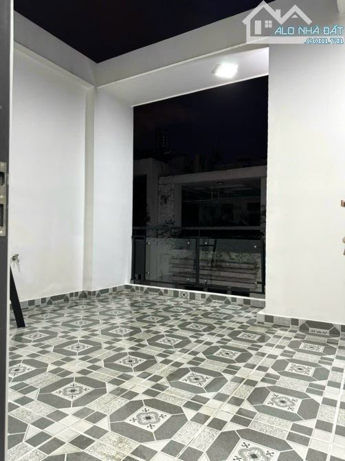 Mặt tiền Nguyển Xí 4x20 khúc 2 chiều gần vincom giá 14,9 tỷ tl - 2