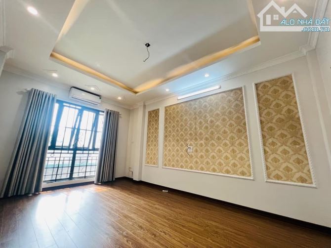 Giá Đẹp. Bán Nhà Việt Hưng, Long Biên 32m2, 5T chỉ 4,2 tỷ - 3