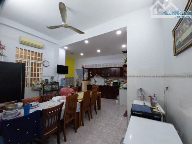 Nhà Ngay Galaxy Nguyễn Văn Quá - Sát Chợ Cầu - 6,3x27m - 170m2 - chỉ 6,29 Tỷ - 4