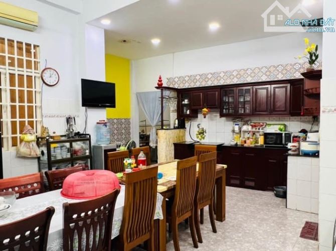 Nhà Ngay Galaxy Nguyễn Văn Quá - Sát Chợ Cầu - 6,3x27m - 170m2 - chỉ 6,29 Tỷ - 6