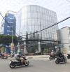 Thương hiệu - Mặt tiền Nguyễn Gia Trí (D2) BT - 7x15m - 4 tầng - HĐ: 125 tr/th - giá bán:
