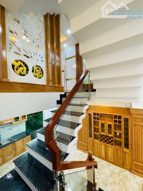 Khách kẹt tiền bán gấp nhà Aeon Tân Phú gần 85m2, 6ty9