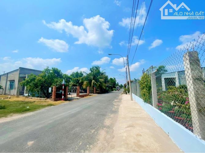 Cần bán 855m2 (19x45 ) đất hẻm 71 Cmt8, Hiệp Ninh Tp Tây Ninh