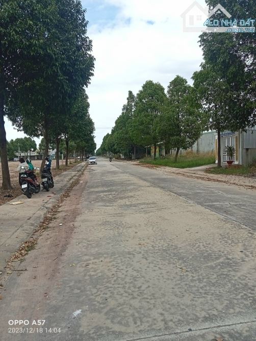 Gia Đình Cần Bán Gấp Lô Đất Ở Khu Dân Cư 5A Thị Trấn Lai Uyên - 1