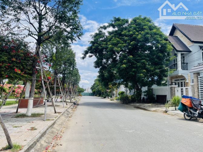 Bán biệt thự cty 8, sát trường kiến trúc Cần Thơ, Tây Nam, 200m2, 4 phòng ngủ, sổ hồng - 12