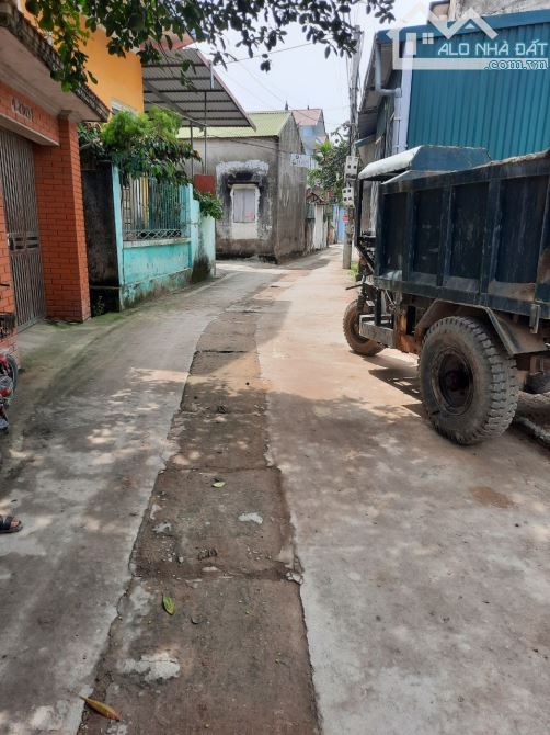 Gia đình cần bán gấp lô đất ở Đỗ Động Kim Bài đường ô tô vị trí đẹp giá hơn 2 tỷ - 2