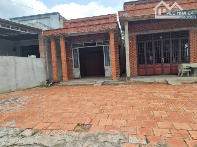 216m2 full thổ cư. Đường nhựa lớn ngay cổng KCN. 1,5 tỷ - 3