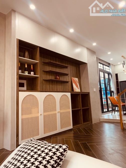 Giảm SỐC 1,3 tỷ Mặt tiền căn góc Phan Huy Ích 4 Tâng, 4x17, có THANG MÁY giá  8,5 tỷ - 3