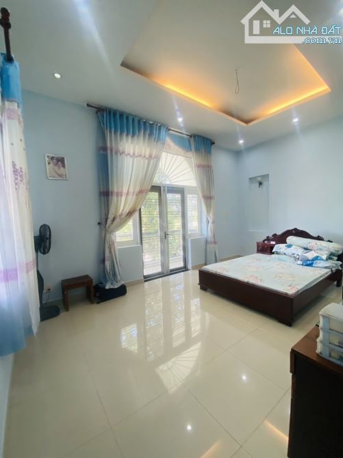 Bán biệt thự cty 8, sát trường kiến trúc Cần Thơ, Tây Nam, 200m2, 4 phòng ngủ, sổ hồng - 4