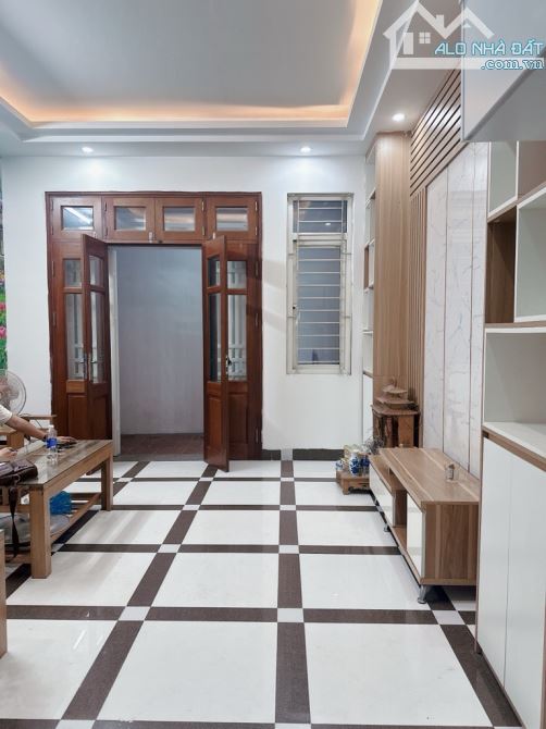 BÁN GẤP NHÀ 42M2, 5 TẦNG Ở LÊ ĐỨC THỌ, NGÕ THÔNG THOÁNG, 10M RA OTO,GIÁ NHỈNH 5 TỶ