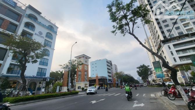 Bán nhà đường Trần Hưng Đạo ngay khu du lịch chợ đêm bến du thuyền cầu Trần Thị Lý Đà Nẵng