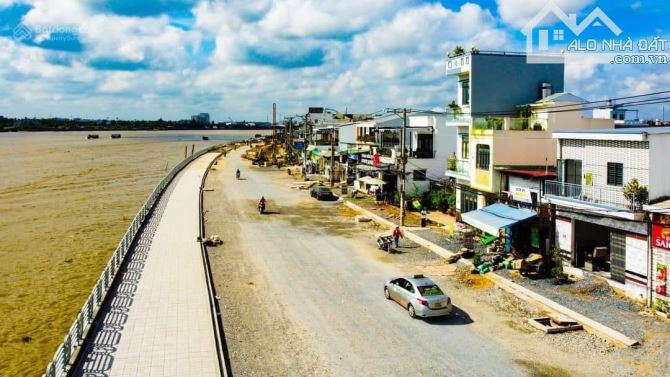 Nhà 2 mặt tiền đường Nguyễn Thị Minh Khai, Bờ Kè Sông Cần Thơ bờ kè gần Vincom Xuân Khánh - 1