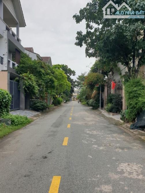 Gía rẻ bán gấp. Bán đất đường Bùi Tá Hán, p.An Phú.  12x16m, chỉ: 170tr/m2. Gần Công Viên - 1