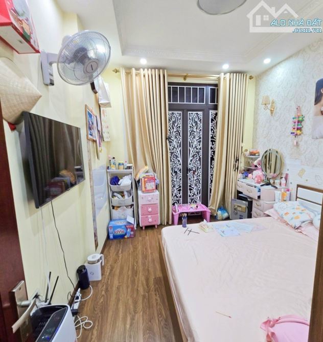 BÁN NHÀ MINH KHAI DÂN XÂY, SĐCC, TT QUẬN 37,8M2 GIÁ 6 TỶ. - 1