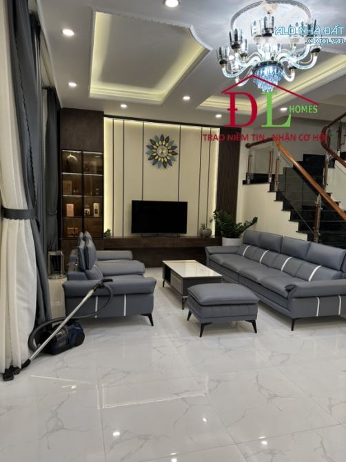 Bán biệt thự mới ,  Nguyễn Siêu phường 7 Đà Lạt thích hợp nghỉ dưỡng - 2