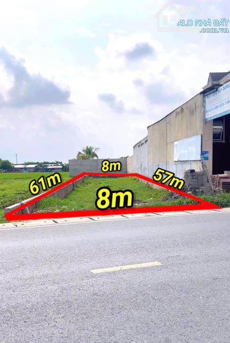 chủ gửi bán lô đất mặt tiền  461m2 giá 2 tỷ gần chợ gọi cho em xem đất - 2
