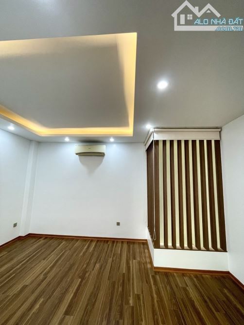 Bán Nhà Vạn Phúc Hà Đông 50m2 5 Tầng MT5m Gần Him Lam Vạn Phúc Phân Lô Vỉa hè KD. - 5