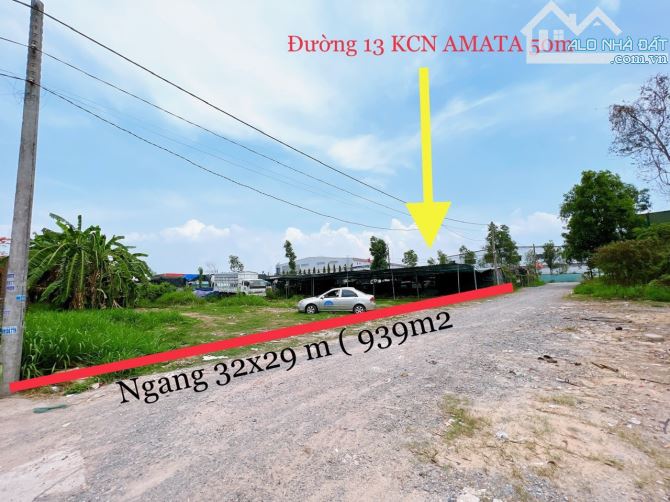 Cho thuê bãi để xe gần 1000m2 đầu đường 13 kcn amata chỉ 7tr