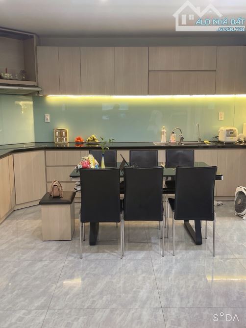 Bán villa 3 tầng mặt tiền Mỹ Đa Đông, cách biển Mỹ Khê 300m DT 160m2