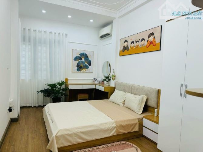 Bán Nhà Nguyễn Văn Cừ, Long Biên 52m2, 4T giá 6,92 tỷ (có sân rộng thoáng) - 1