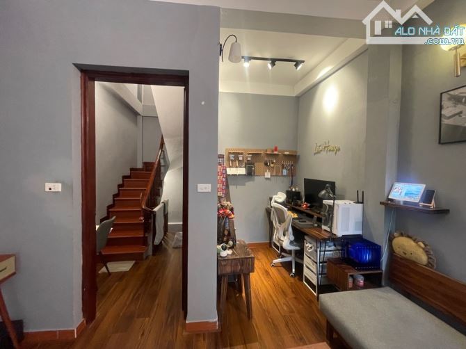 Cần Gấp. Bán Nhà Nguyễn Văn Cừ, Long Biên 37m2, 5T giá 8,2 tỷ - 1