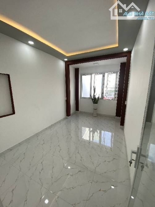 Nhà HXH Hậu Giang 40 m2, tiện xây mới, khu dân trí an ninh ngay cc Him Lam. - 3