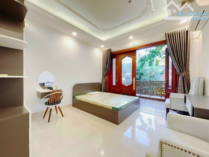 Cho thuê căn 1 phòng ngủ bancol rộng Quận 1 , đường Trần Quang Khải máy giặt riêng