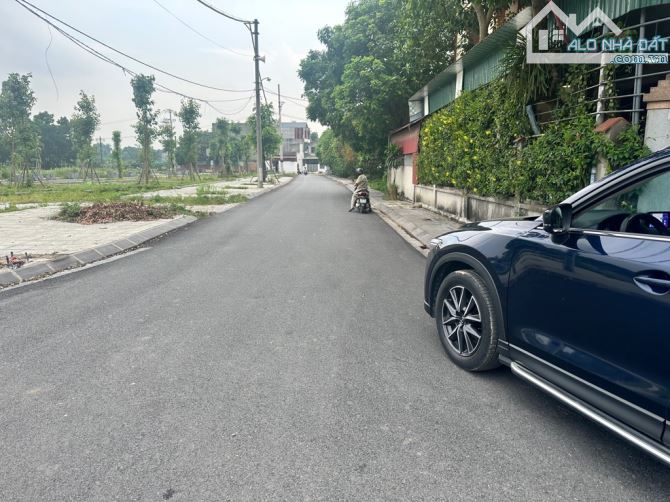 Phân Lô-Vỉa Hè-Đường Ô Tô 45 Chỗ-DT 120m²-MT 5,5m-Nguyên Khê-Đông Anh