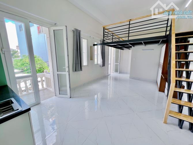 Cho Thuê Căn Hộ Duplex _ 2 Ban Công _ Rộng 35m2 _ Gần Đại Học Văn Lang_Ngay Nơ Trang Long