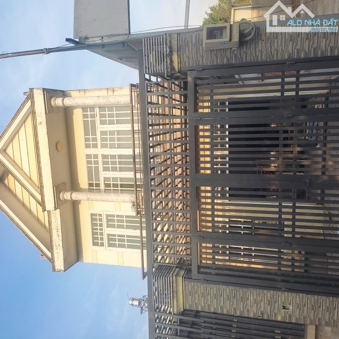 Bán nhà 10*17m. Xd 5*17m. Lê Thị Kim. Gần 2 trường học