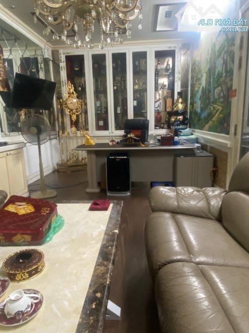 Hiếm, Phân lô 46m2 Hoàng Quốc Việt 5 tầng, vỉa hè, ô tô tránh, 2 mặt thoáng, ô chờ TM 13,6 - 1