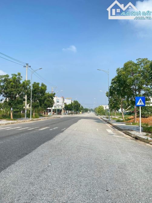 BÁN SIÊU PHẨM MẶT TIỀN ĐƯỜNG ĐỒNG KHỞI - BÀU VÁ -TP HUẾ