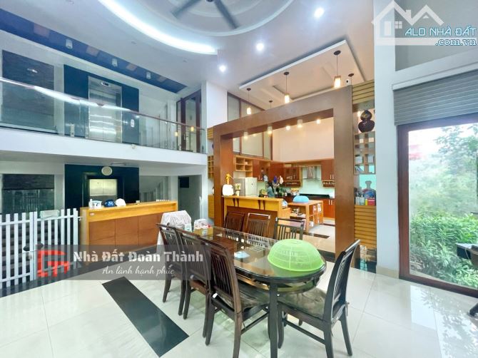 Biệt thự 5 tầng thang máy có bể bơi tuyến 2 Lê Hồng Phong - 3