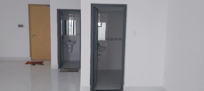 Cho thuê căn hộ Hồng Loan 5C Cần Thơ, 56m2, trống, 2 toilet, góc sát lối thoát hiểm,th máy - 4