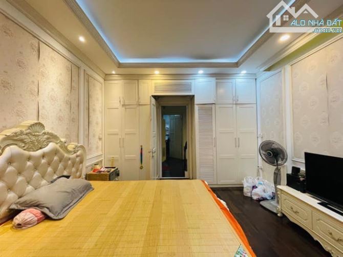 BÁN NHÀ PHỐ TRẦN ĐĂNG NINH_HÀ ĐÔNG_MẶT PHỐ Ở SƯỚNG_DÂN TRÍ CAO_PHÂN KHÚC HIẾM_GIÁ: 13 TỶ - 4